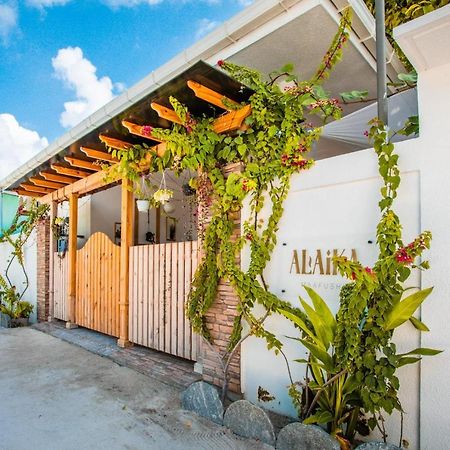 Alaika Maafushi Hotell Exteriör bild