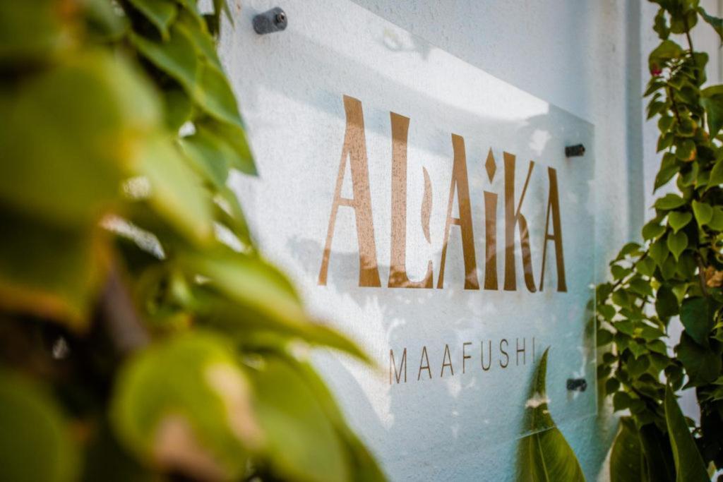 Alaika Maafushi Hotell Exteriör bild